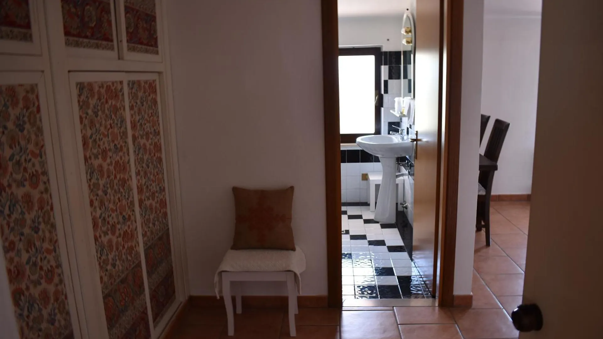 Albergo Ristorante Locanda Rosella Giba Inn