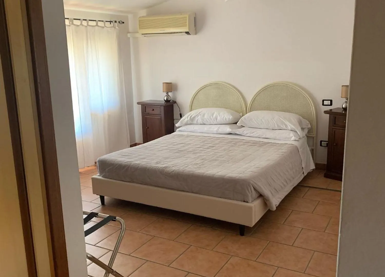 Albergo Ristorante Locanda Rosella Giba 0*,  Italy